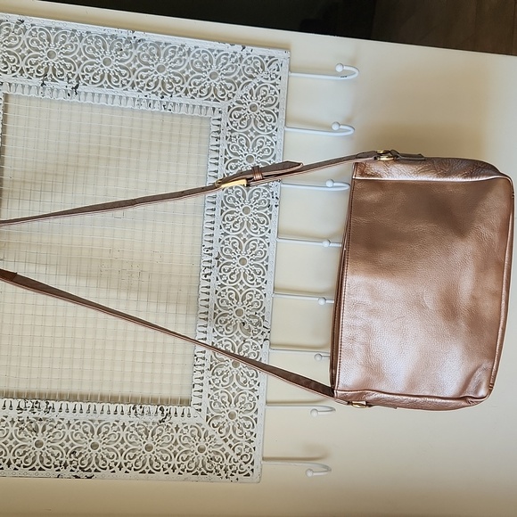 Vintage SAS Metallic Golden Pebbled Leather CROSSBODY Shoulder Bag Purse - Picture 9 of 17